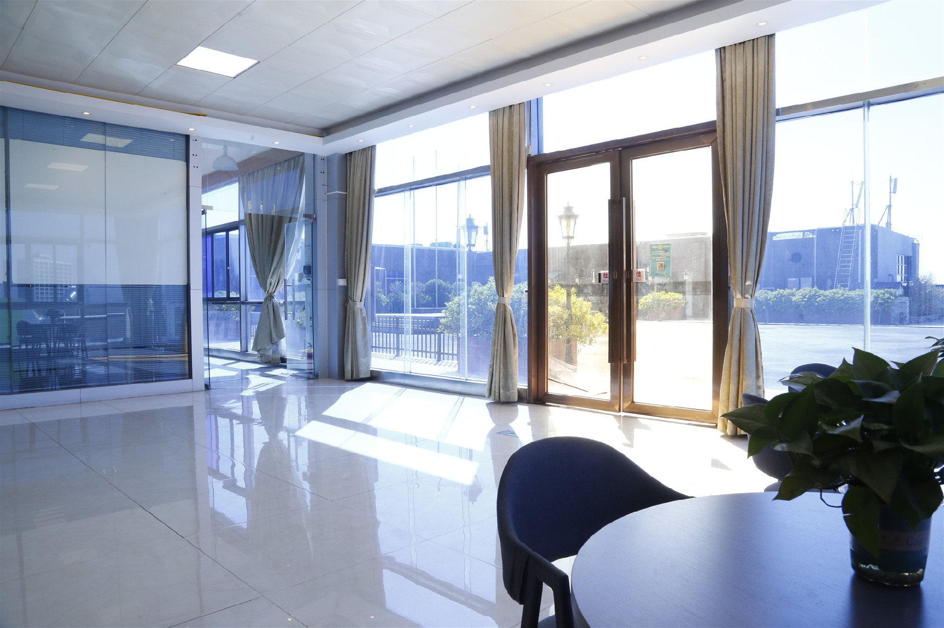 1705629277750512.jpg 8d0808a379775e7bb8379a238f99a17.jpg